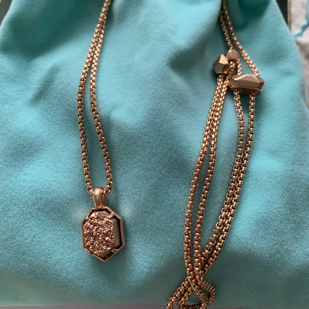 Kendra Scott adjustable necklace with pendant